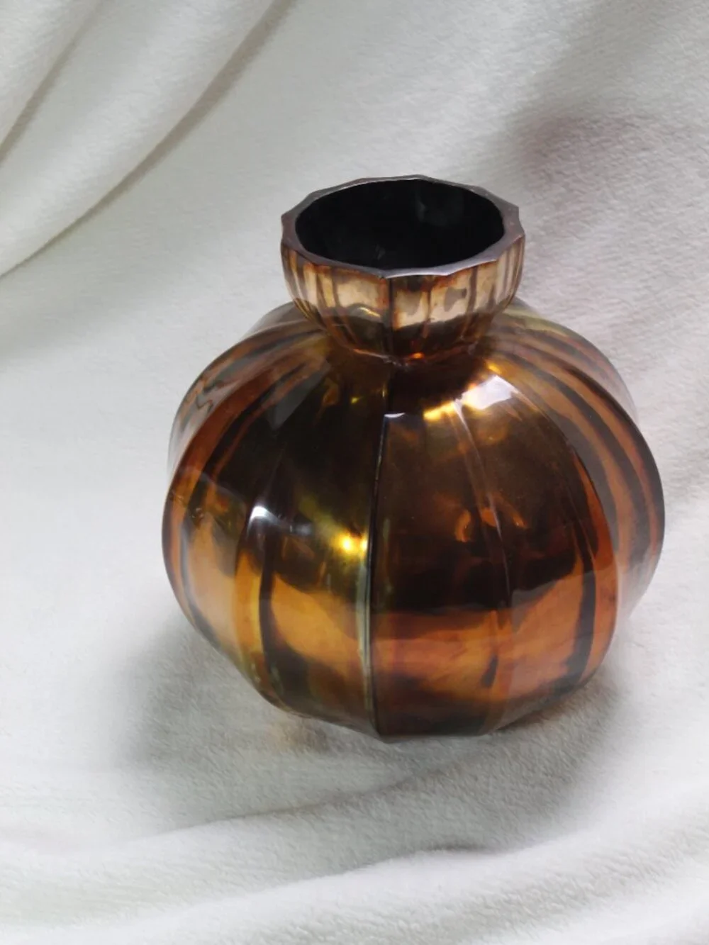 Decorative Faceted Amber Colored Collared Vase 10